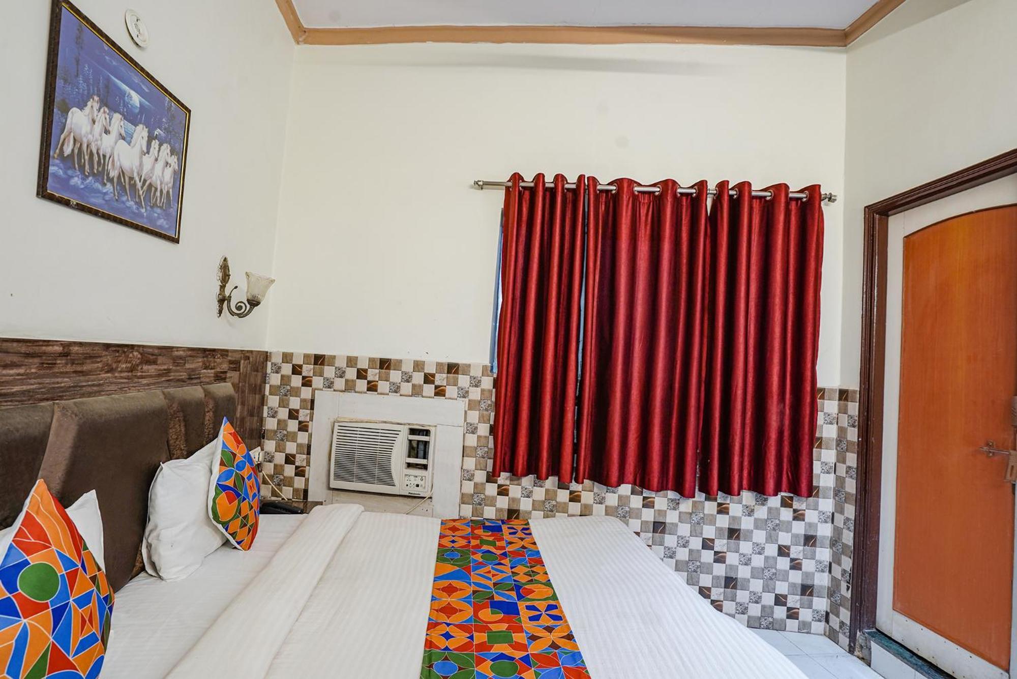 Fabhotel Sarwan آغْرا المظهر الخارجي الصورة