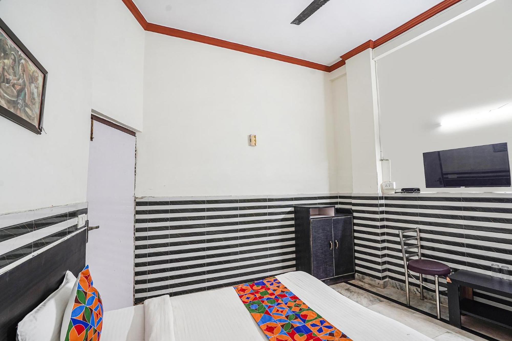 Fabhotel Sarwan آغْرا المظهر الخارجي الصورة