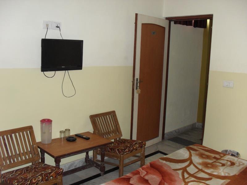Fabhotel Sarwan آغْرا المظهر الخارجي الصورة