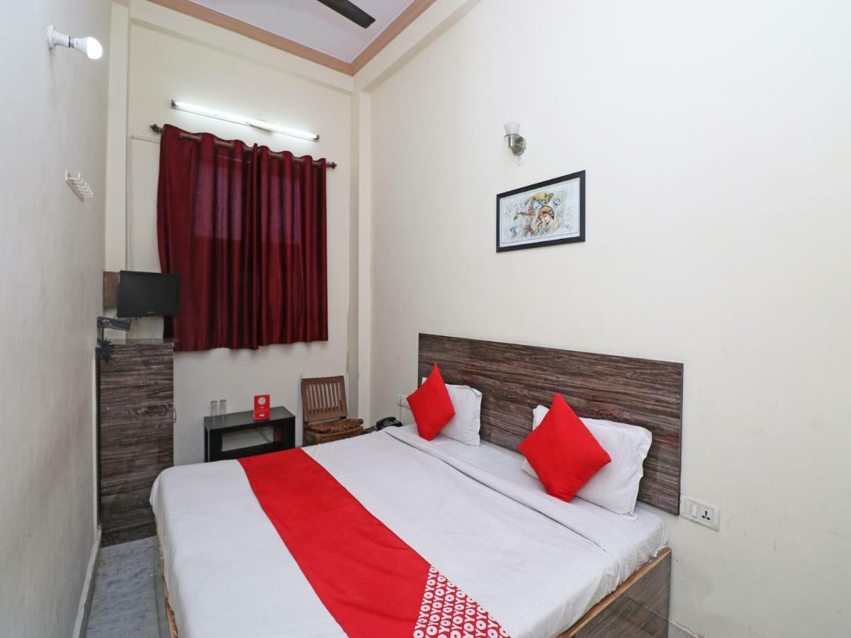 Fabhotel Sarwan آغْرا المظهر الخارجي الصورة